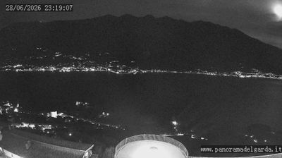 immagine della webcam nei dintorni di Riva del Garda: webcam Tremosine sul Garda