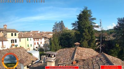 immagine della webcam nei dintorni di Monte Nerone: webcam Città di Castello