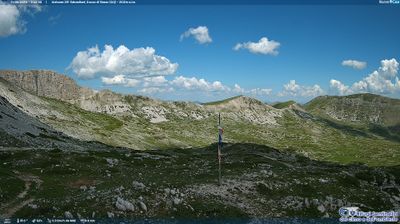 immagine della webcam nei dintorni di Ortona dei Marsi: webcam Rocca di Mezzo